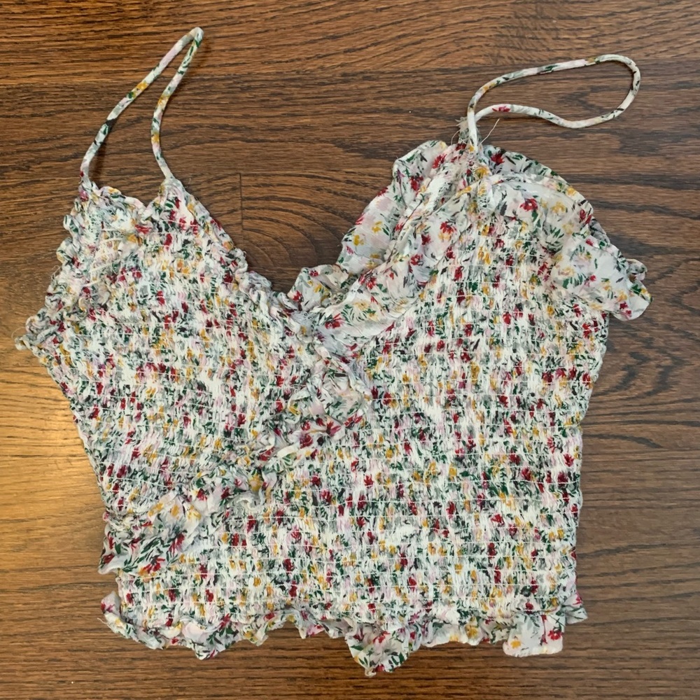 White flower tank top